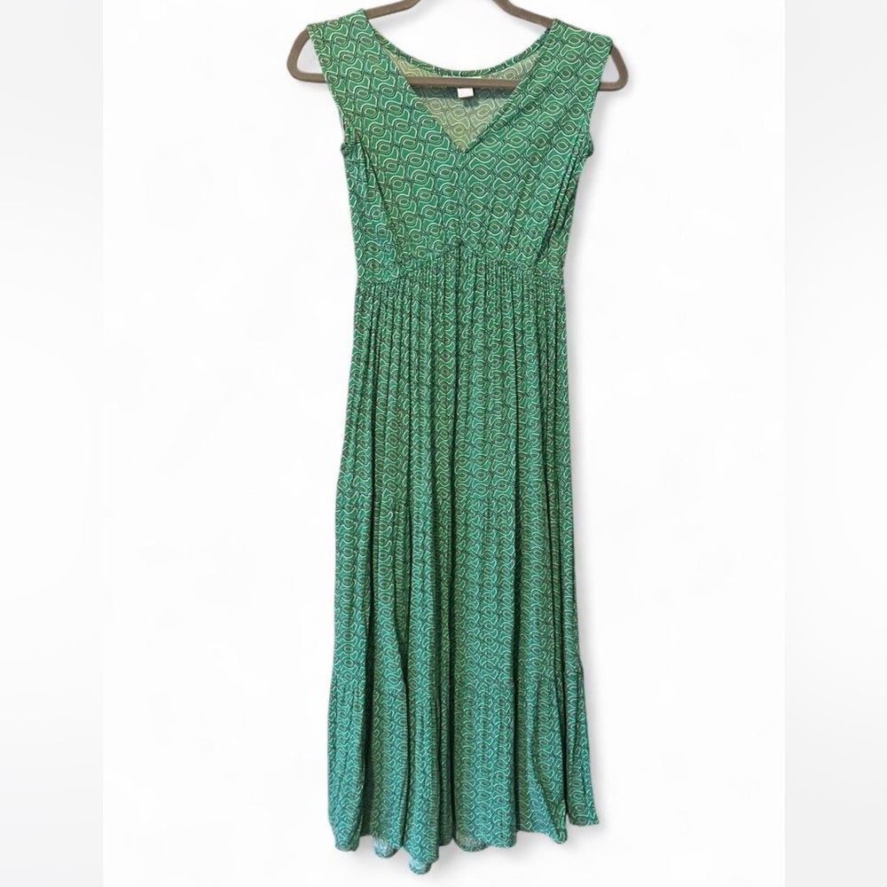 Sincerely Jules Green Sleeveless V-Neck Maxi Dress
